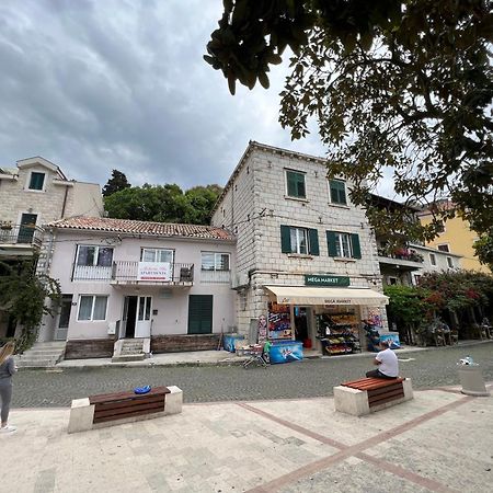 Apartments Astoria Hn Herceg Novi Eksteriør bilde