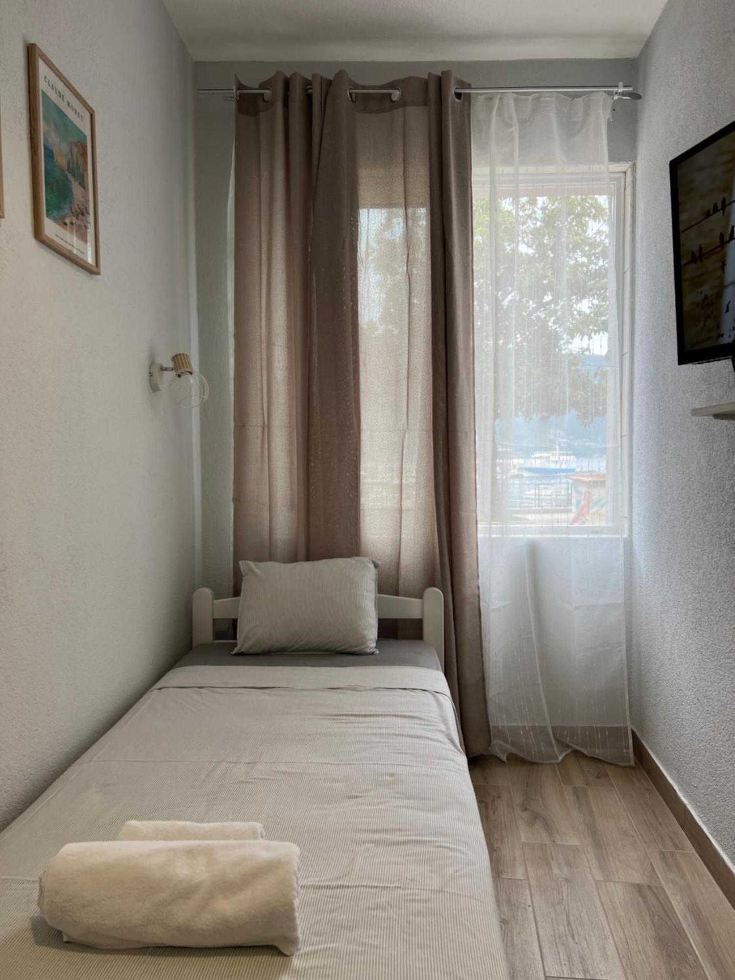 Apartments Astoria Hn Herceg Novi Eksteriør bilde